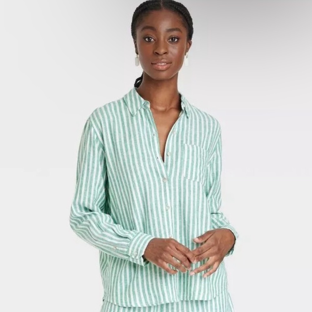 Target universal thread green white stripe shirt XL